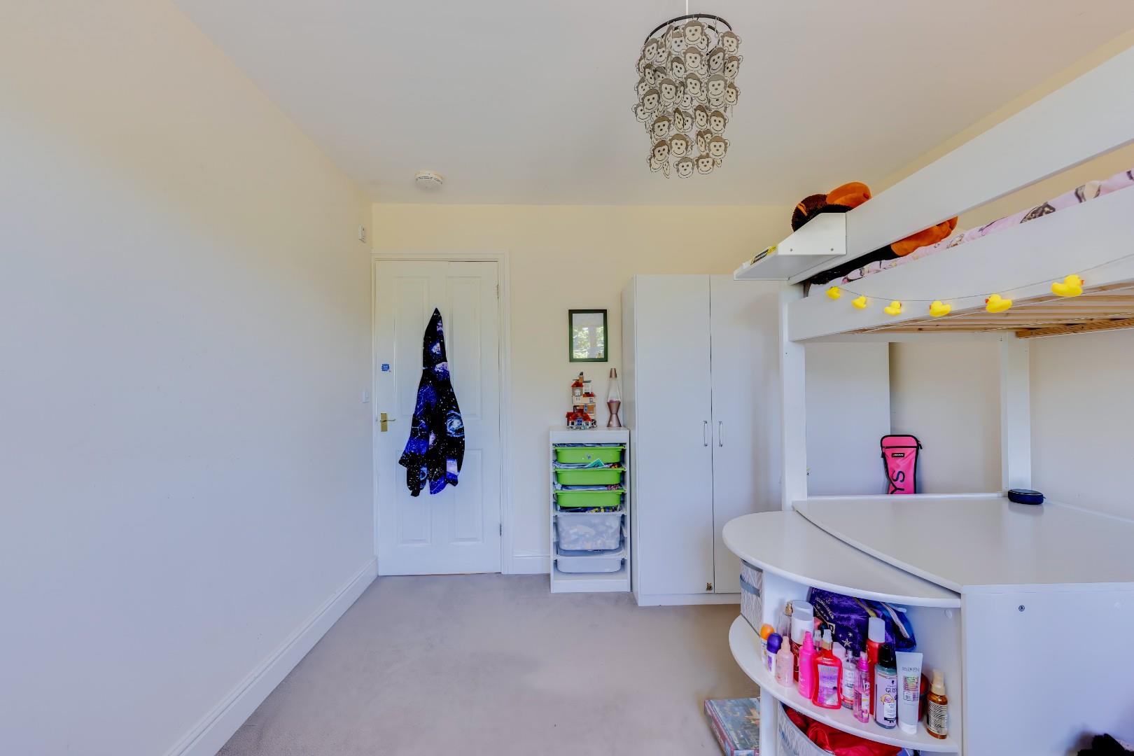 1 Lantern Close, Llanharan, Pontyclun, CF72 9ZB